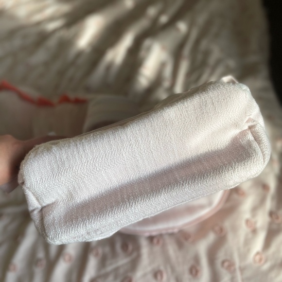 Beis Everyday Backpack in Sakura - Picture 6 of 6